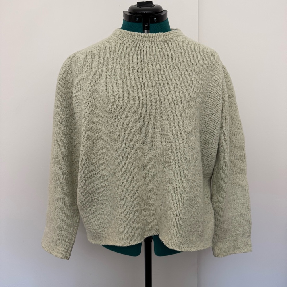 Henri Bendel Light Gray Crew Neck Sweater